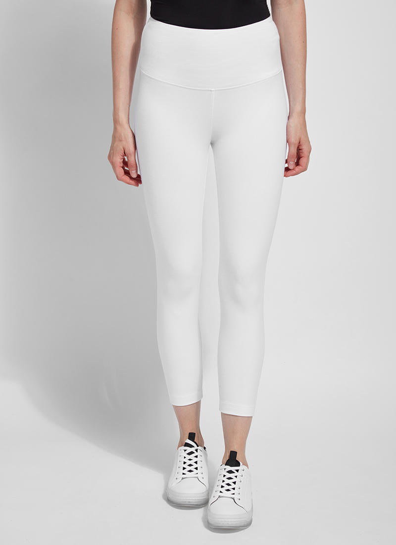 Front image of Lysse flattering crop leggings. Pull on white capri bottoms.