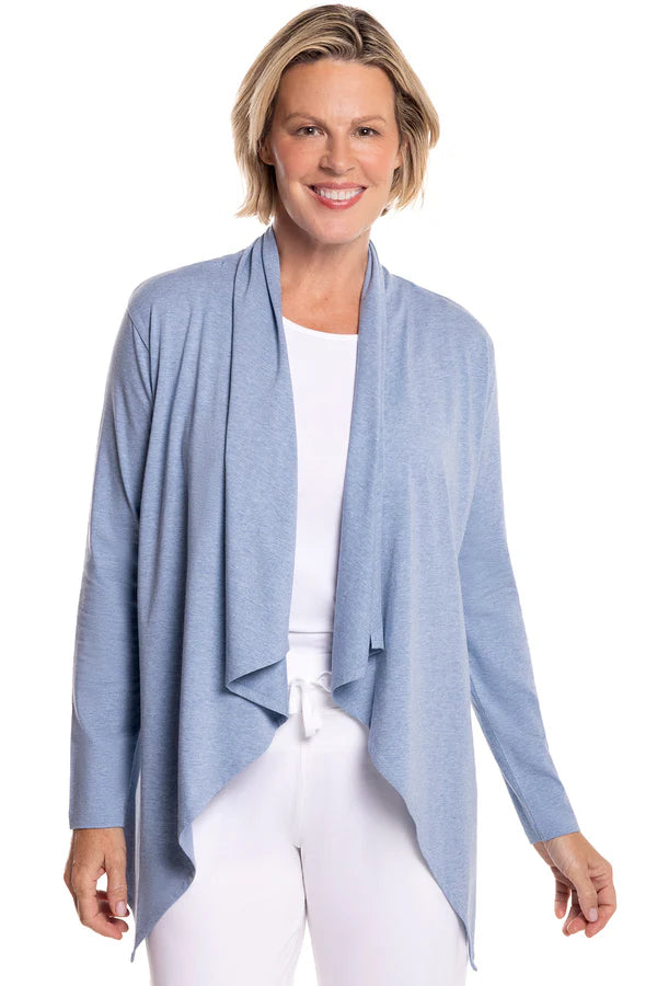 Front image of Coolibar sun wrap in light blue heather.