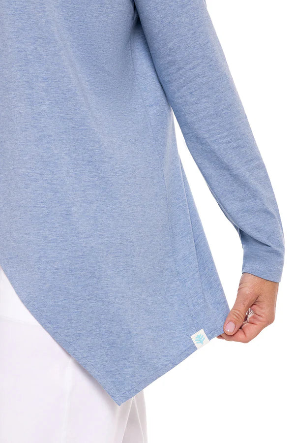 Front detail image of Coolibar sun wrap in light blue heather.