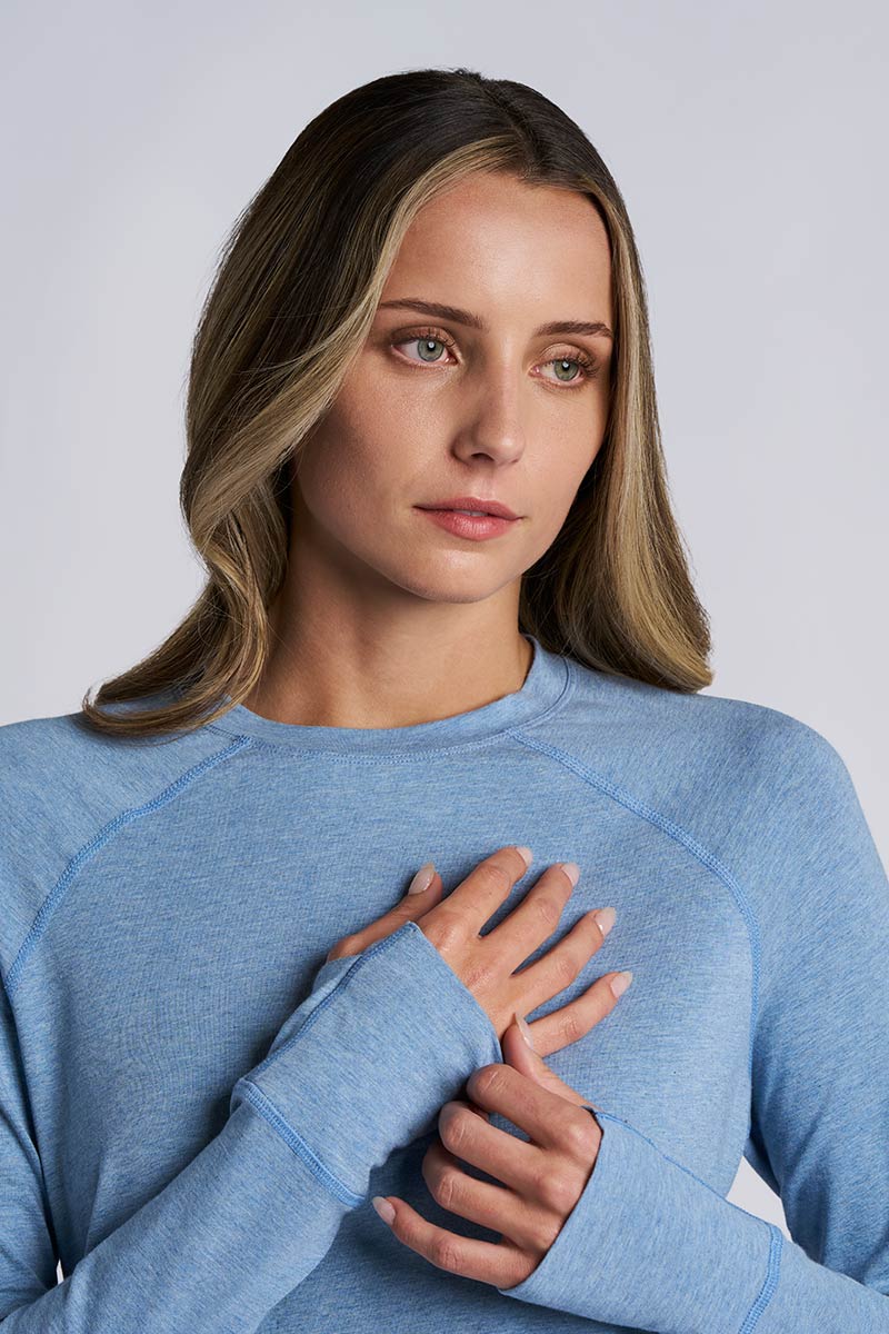 Women's LumaLeo Long Sleeve T-Shirt with Thumbholes | Light Blue Heather