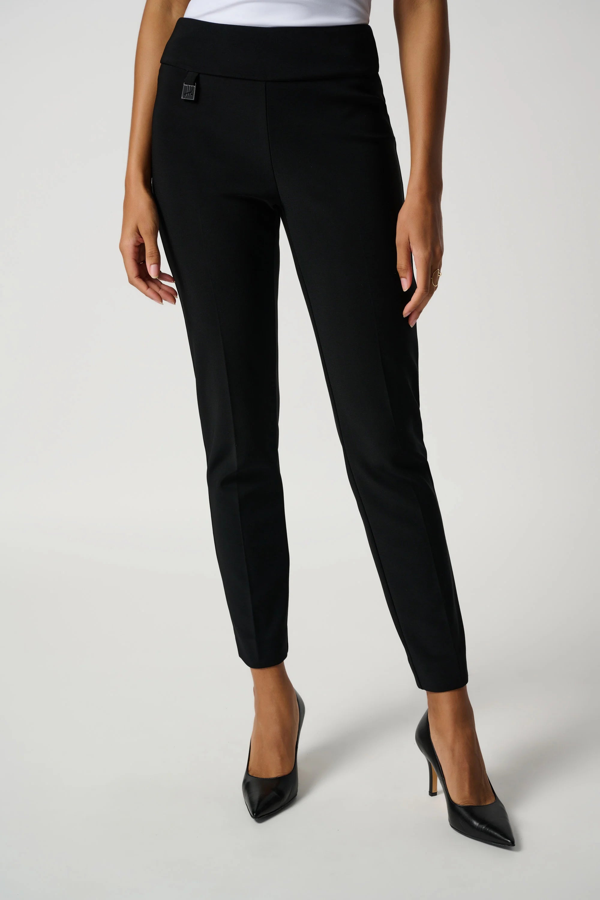 Front image of Joseph Ribkoff pull on classic tailored slim pant in black.