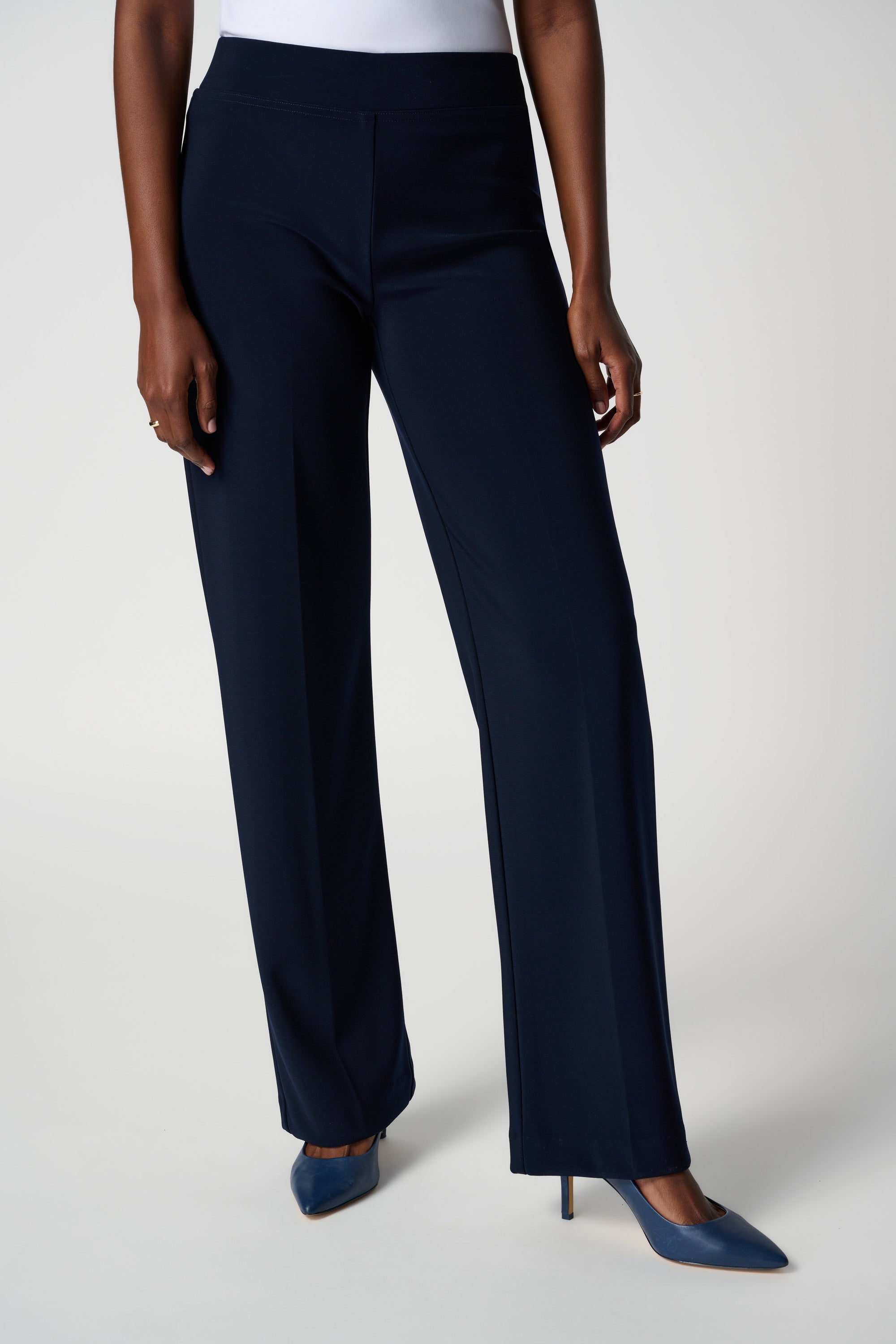 Front image of Joseph Ribkoff pull on classic wide leg pant.