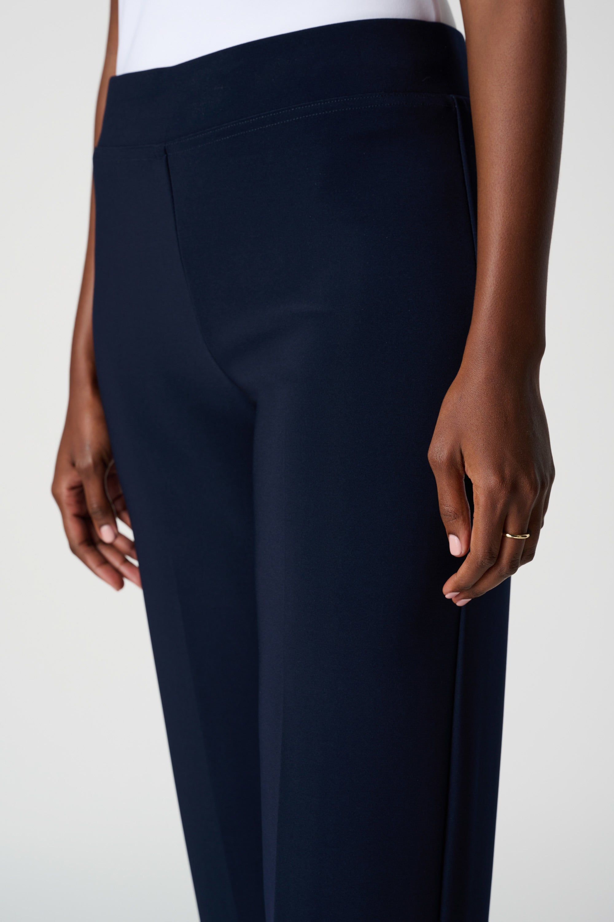 Front detail image of Joseph Ribkoff pull on classic wide leg pant.