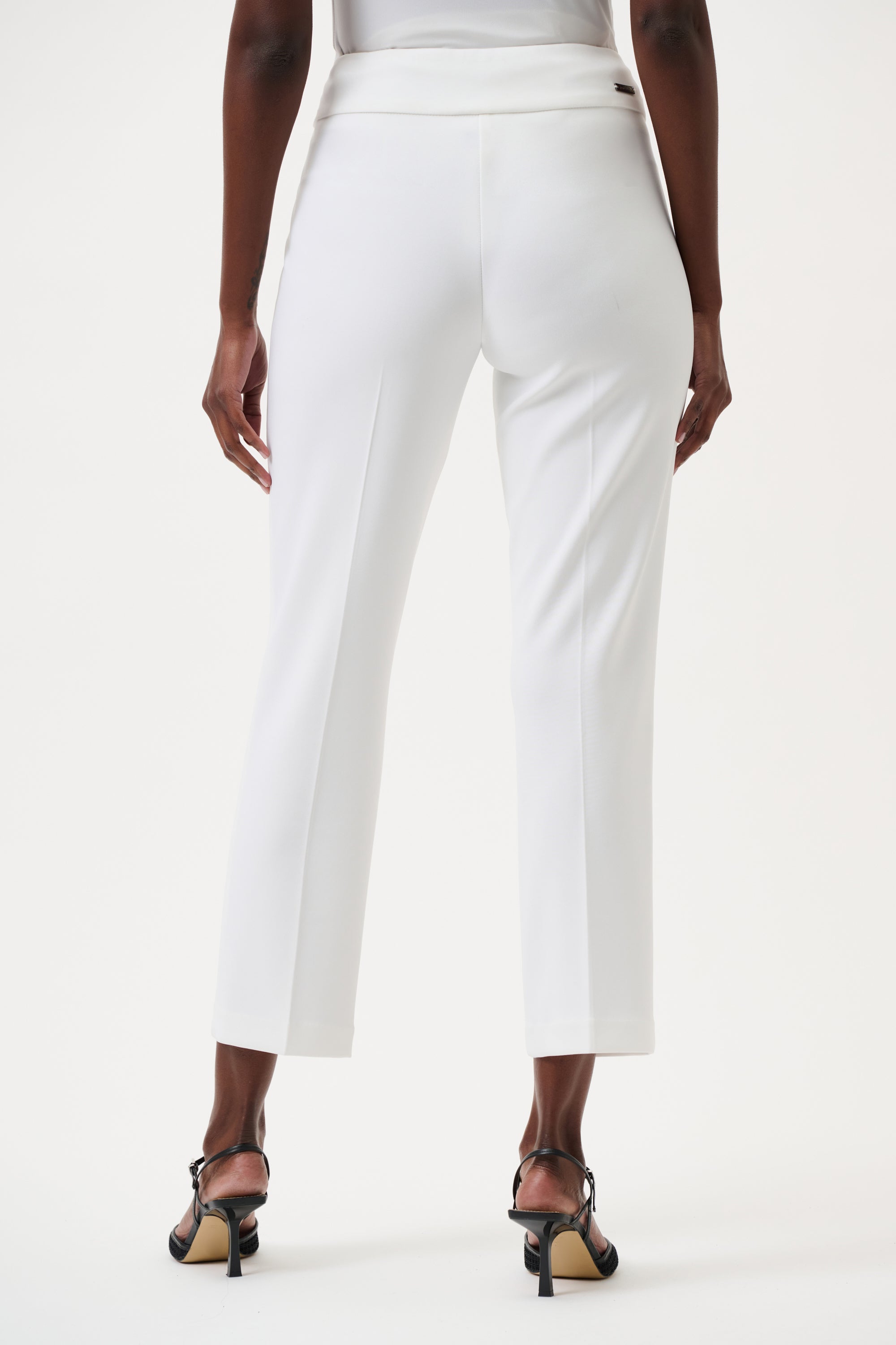 Classic Cropped Pant