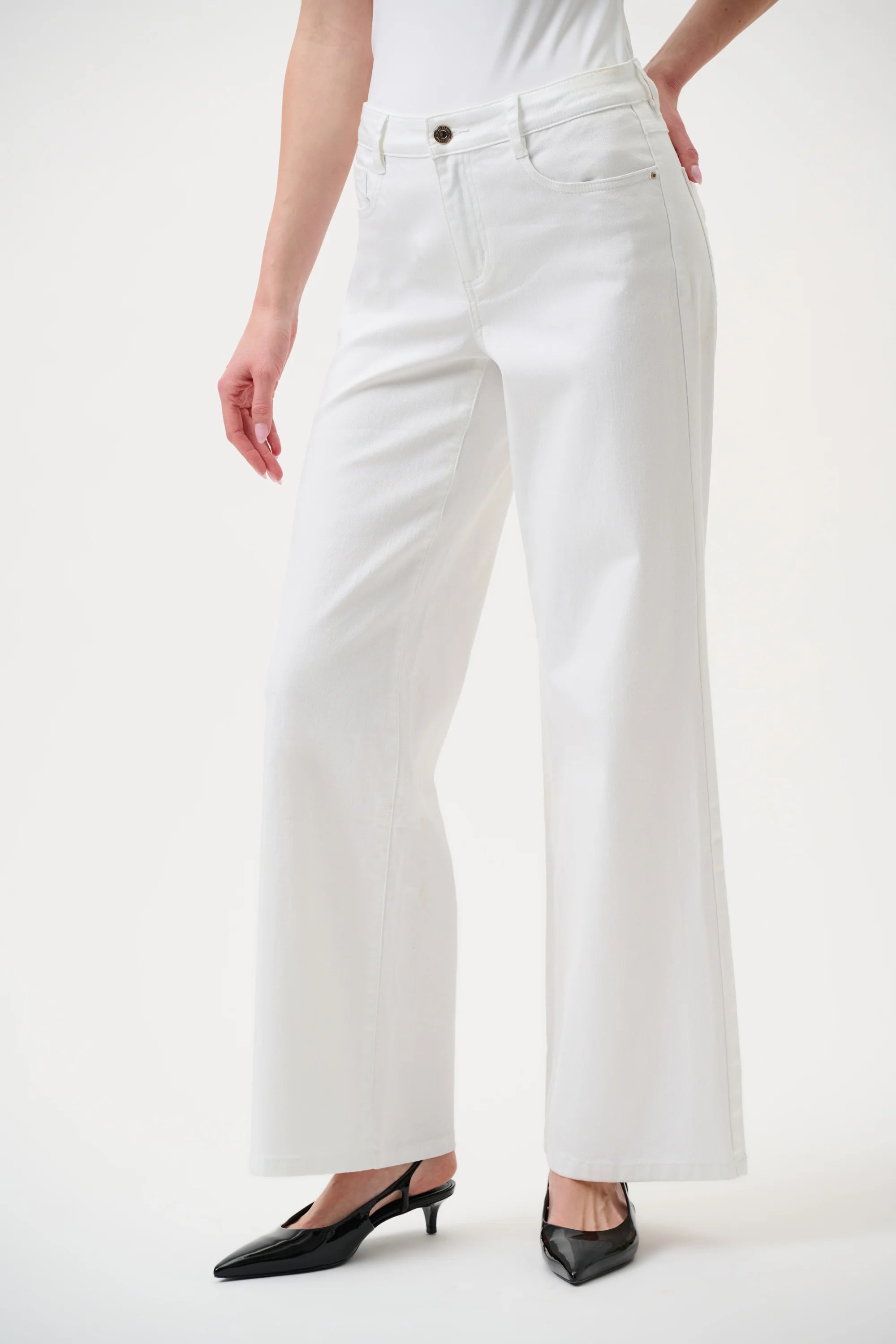Goldie Classic Wide-Leg Stretch Jeans