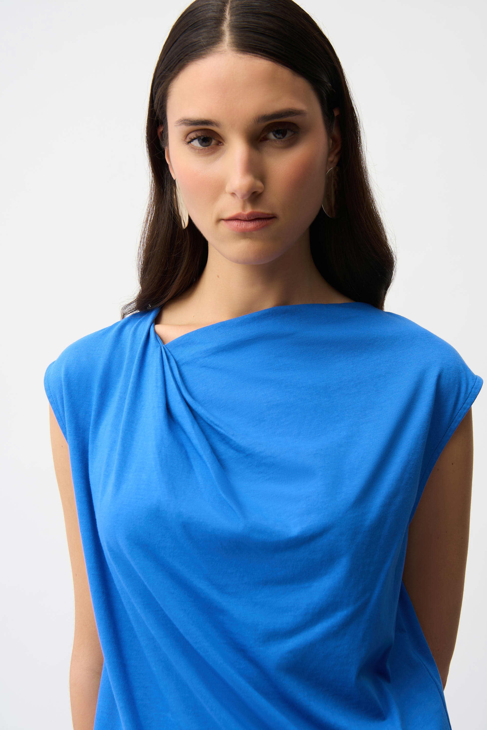 Cotton Top With Asymmetrical Collar