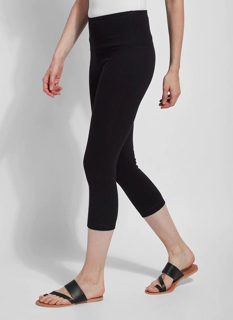 Side image of Lysse denim capri. Pull on black bottoms.