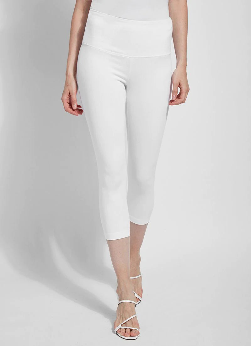 Front image of Lysse pull on denim capri in white.
