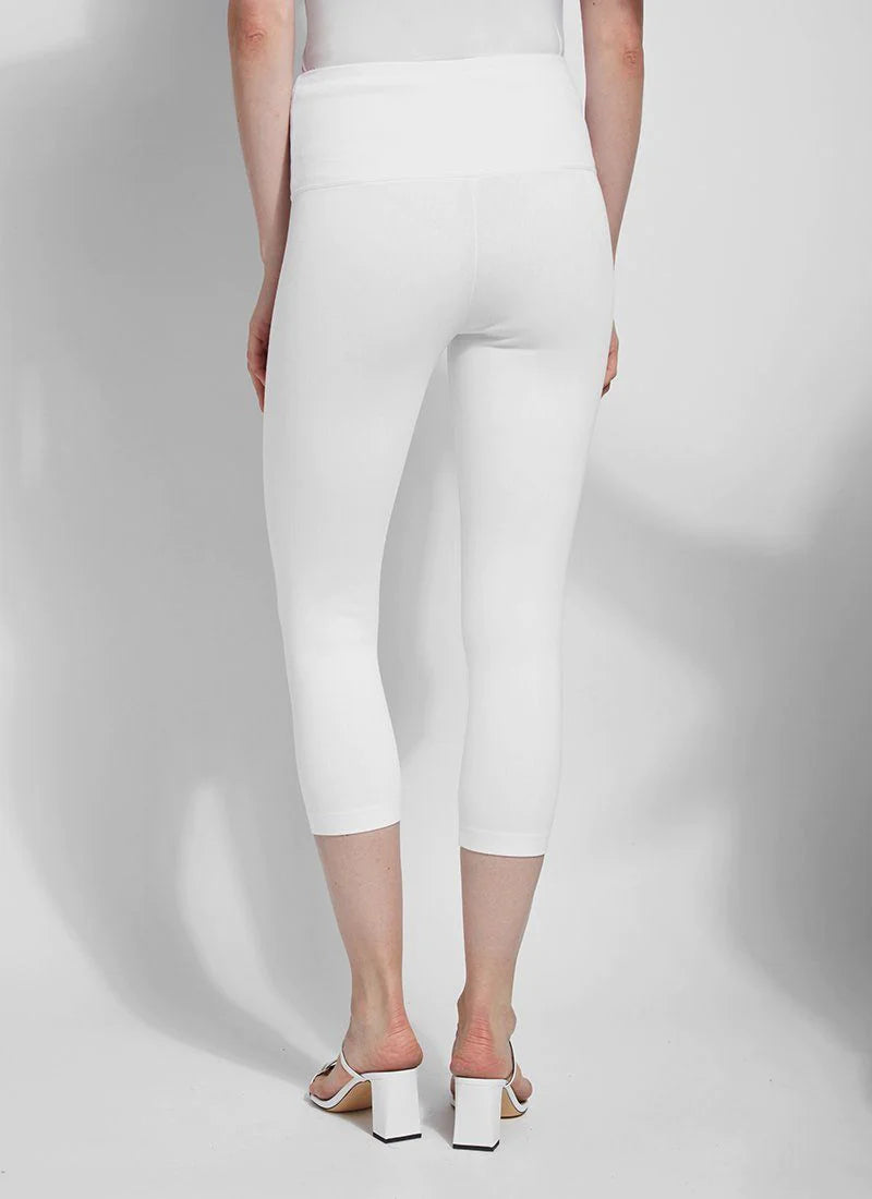 Back image of Lysse pull on denim capri in white.