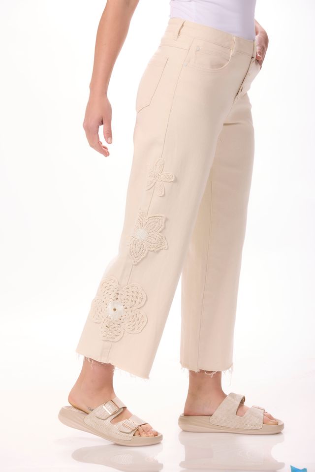 Audrey Crochet 26" Crop Pant