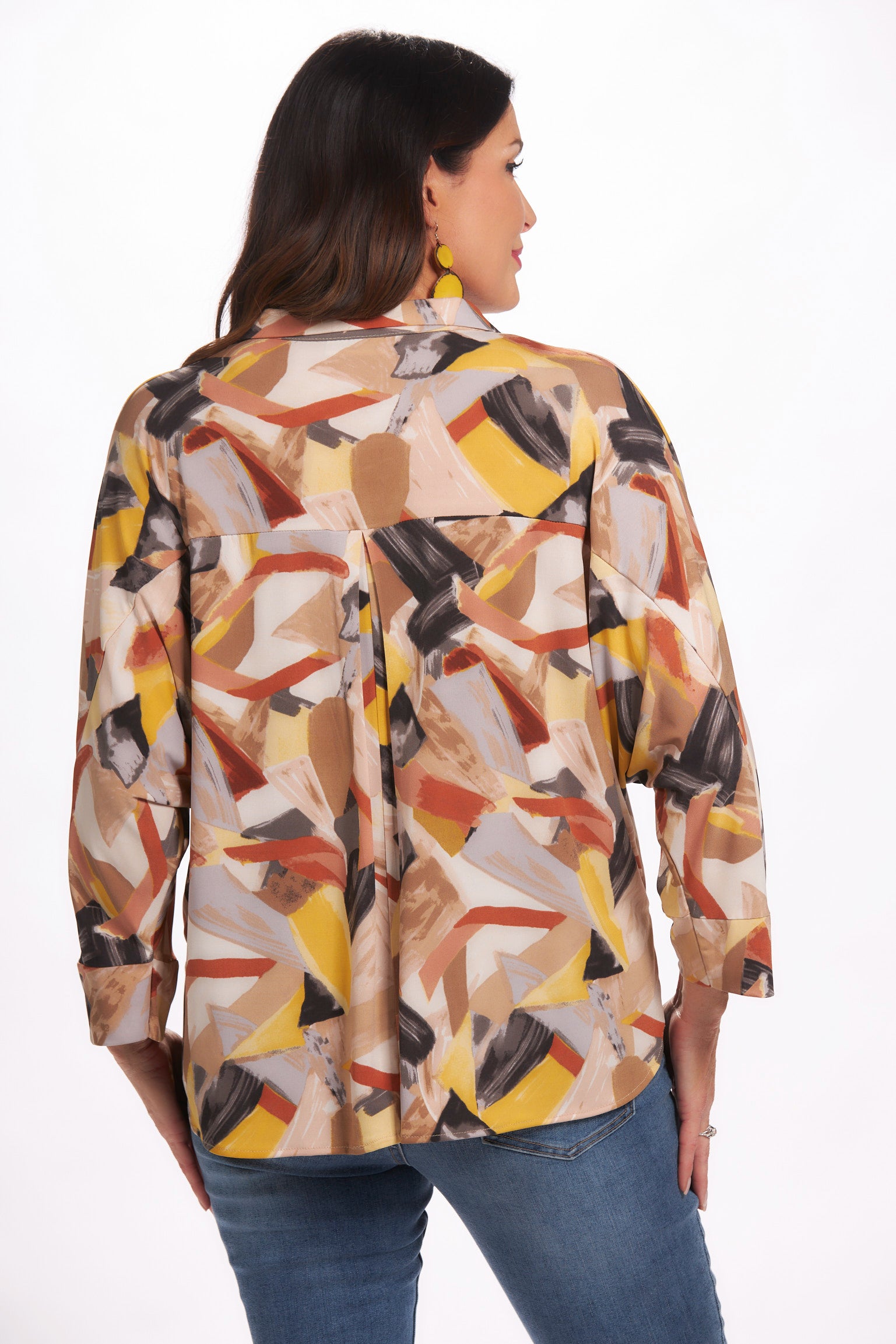 back view 2 button 3/4 sleeve air flow top sand and wine color