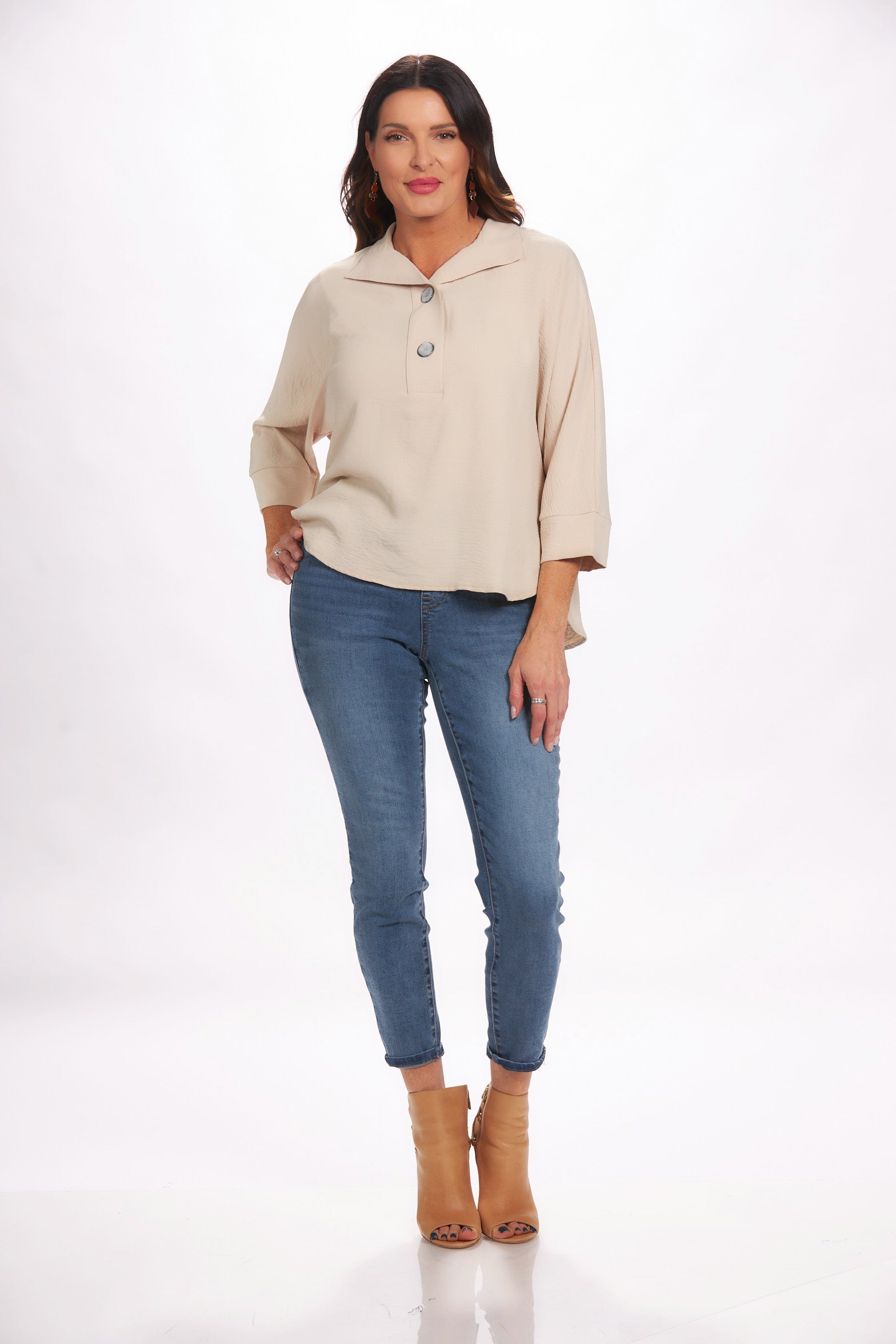 full front view 2 button air flow top 3/4 sleeve sand color