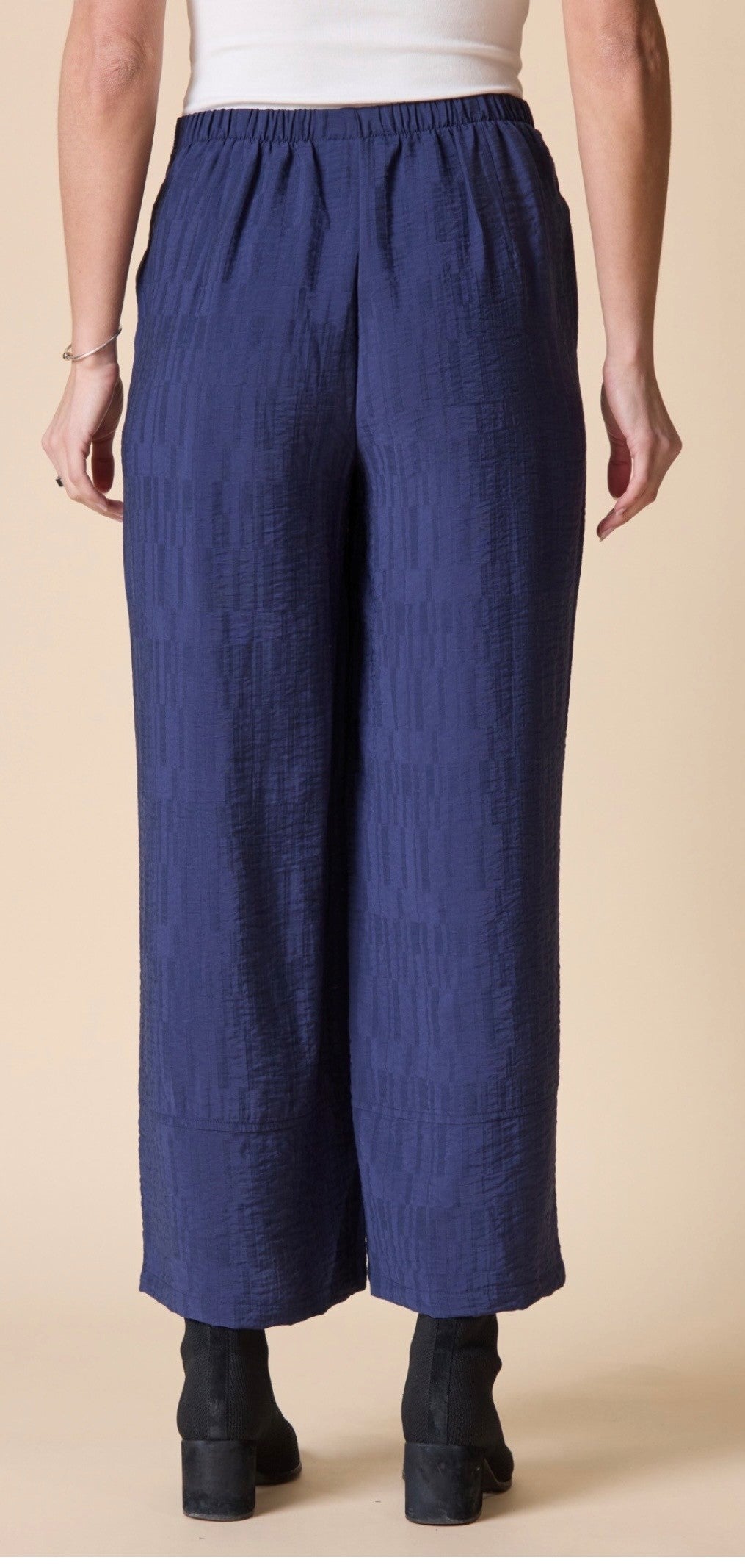 Pull On Button Hem 28" Pant