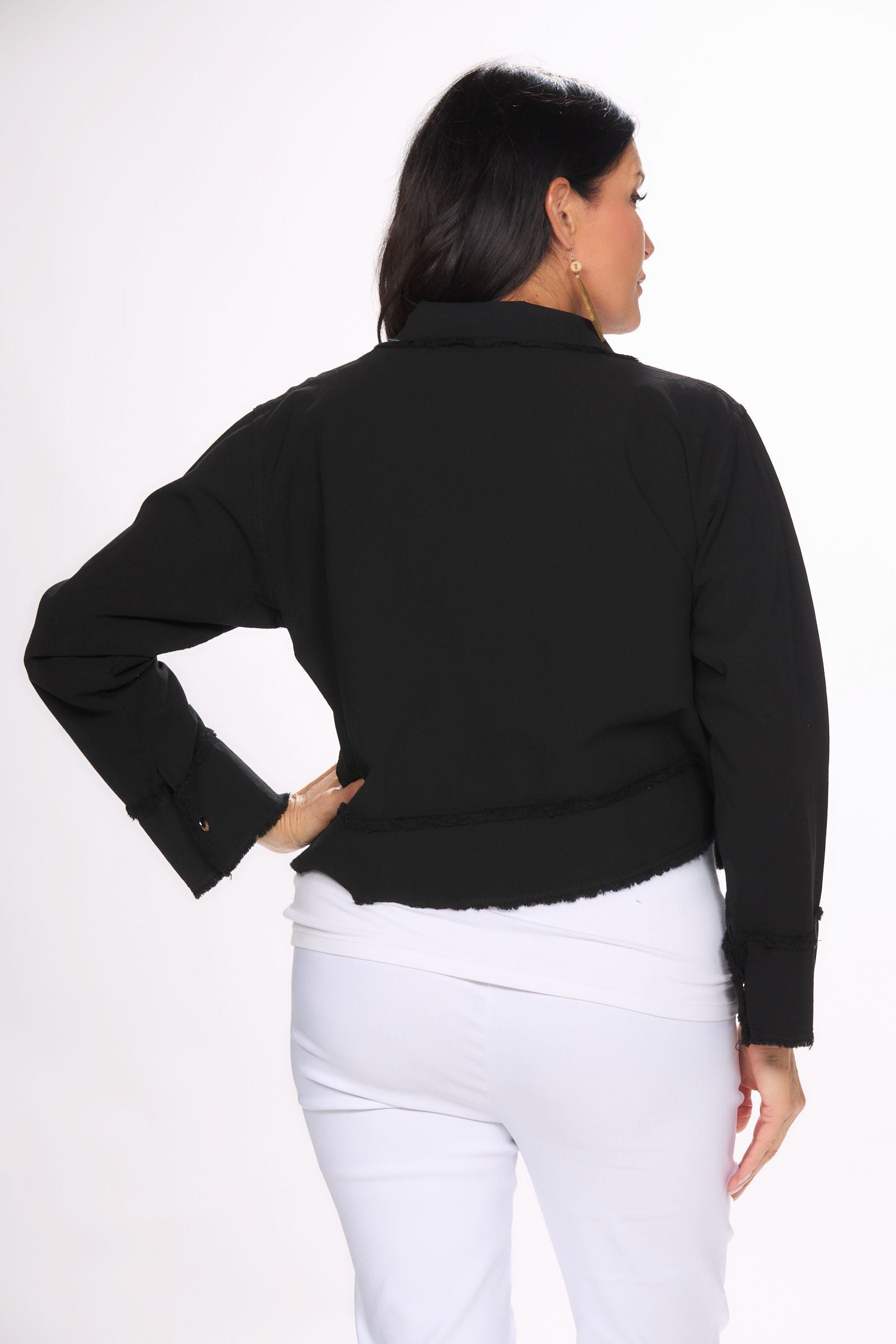 Back image of black Giocam jacket.