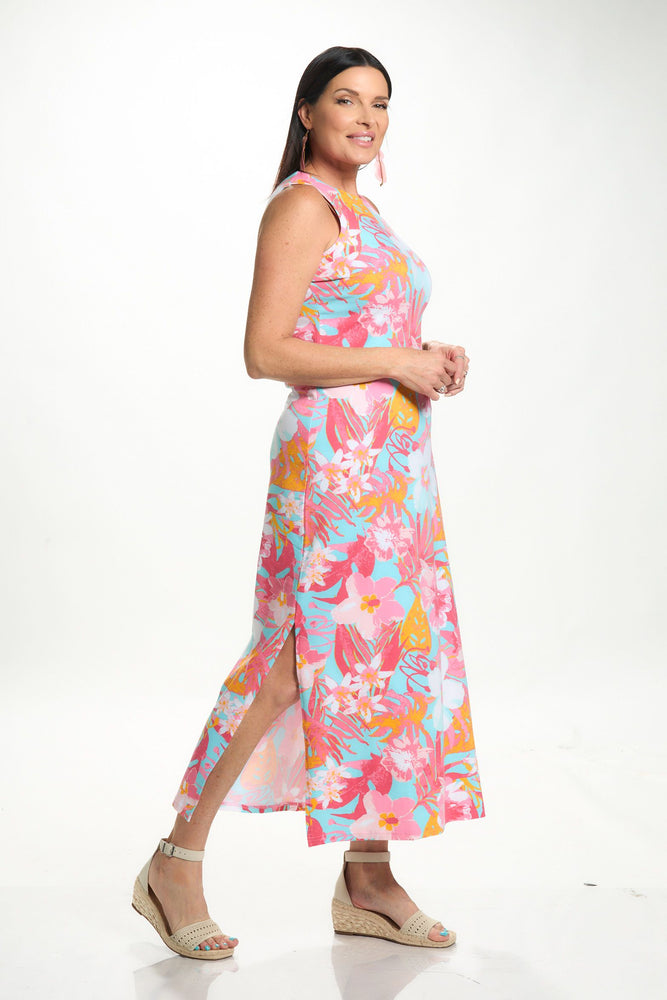 Side image of Anaclare Emilee Maxi dress in floral print. 