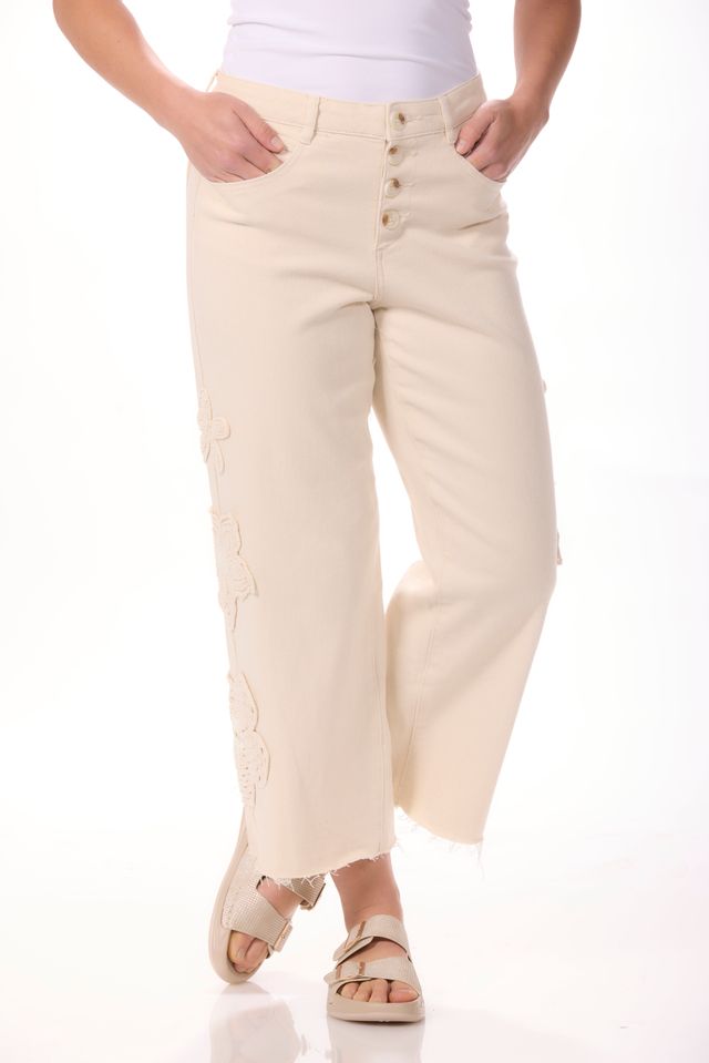 Audrey Crochet 26" Crop Pant