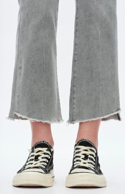 Mid-Rise Crop Frey Hem 27" Jeans