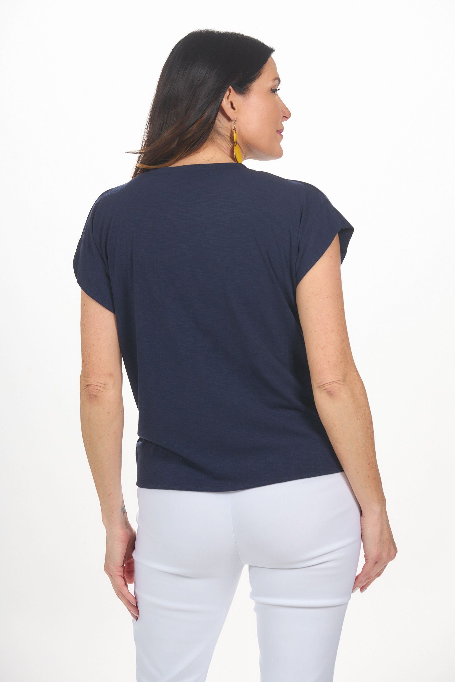 Back image of Nallie & Millie short sleeve knot front top.