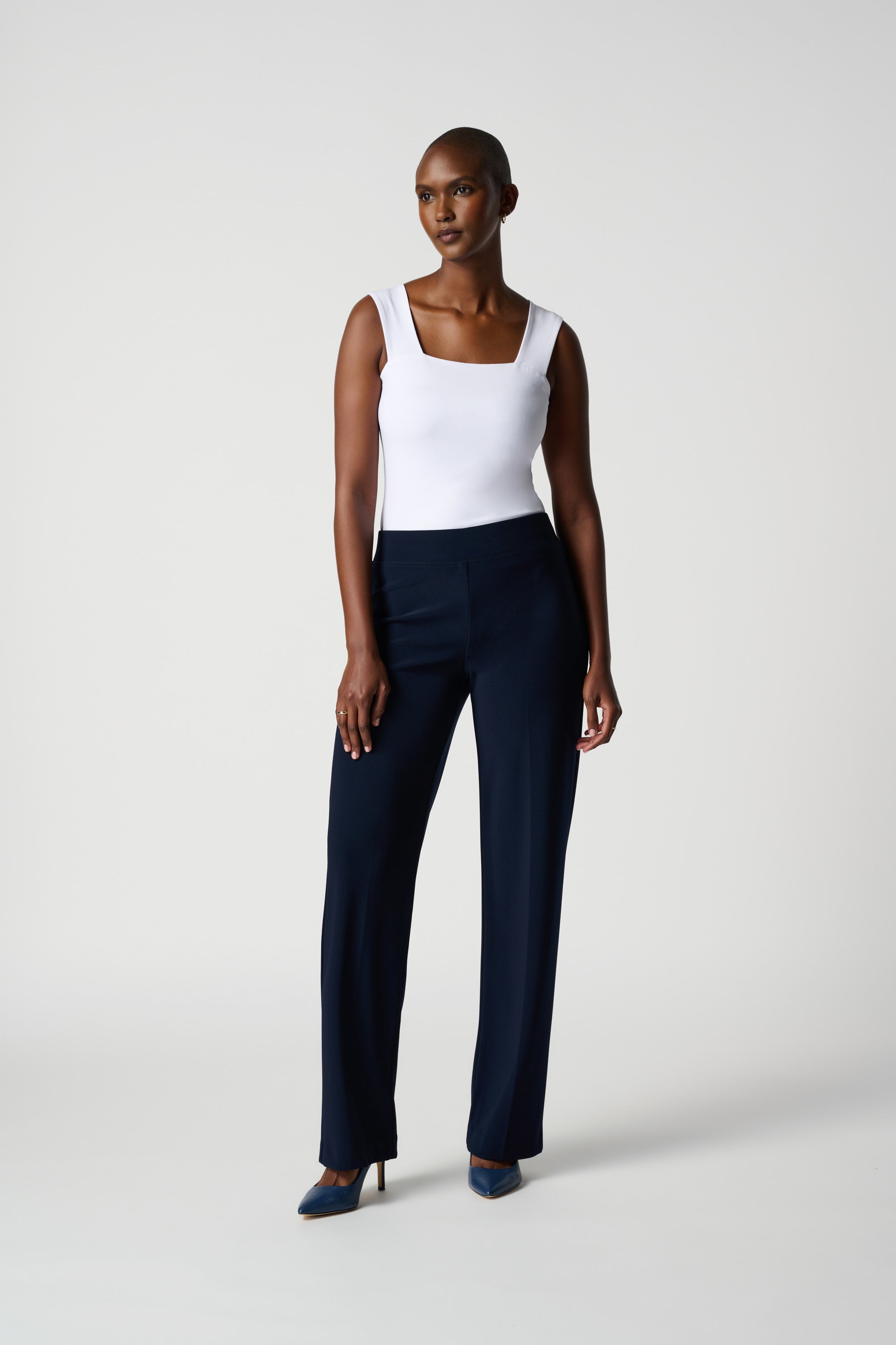 Front image of Joseph Ribkoff pull on classic wide leg pant.