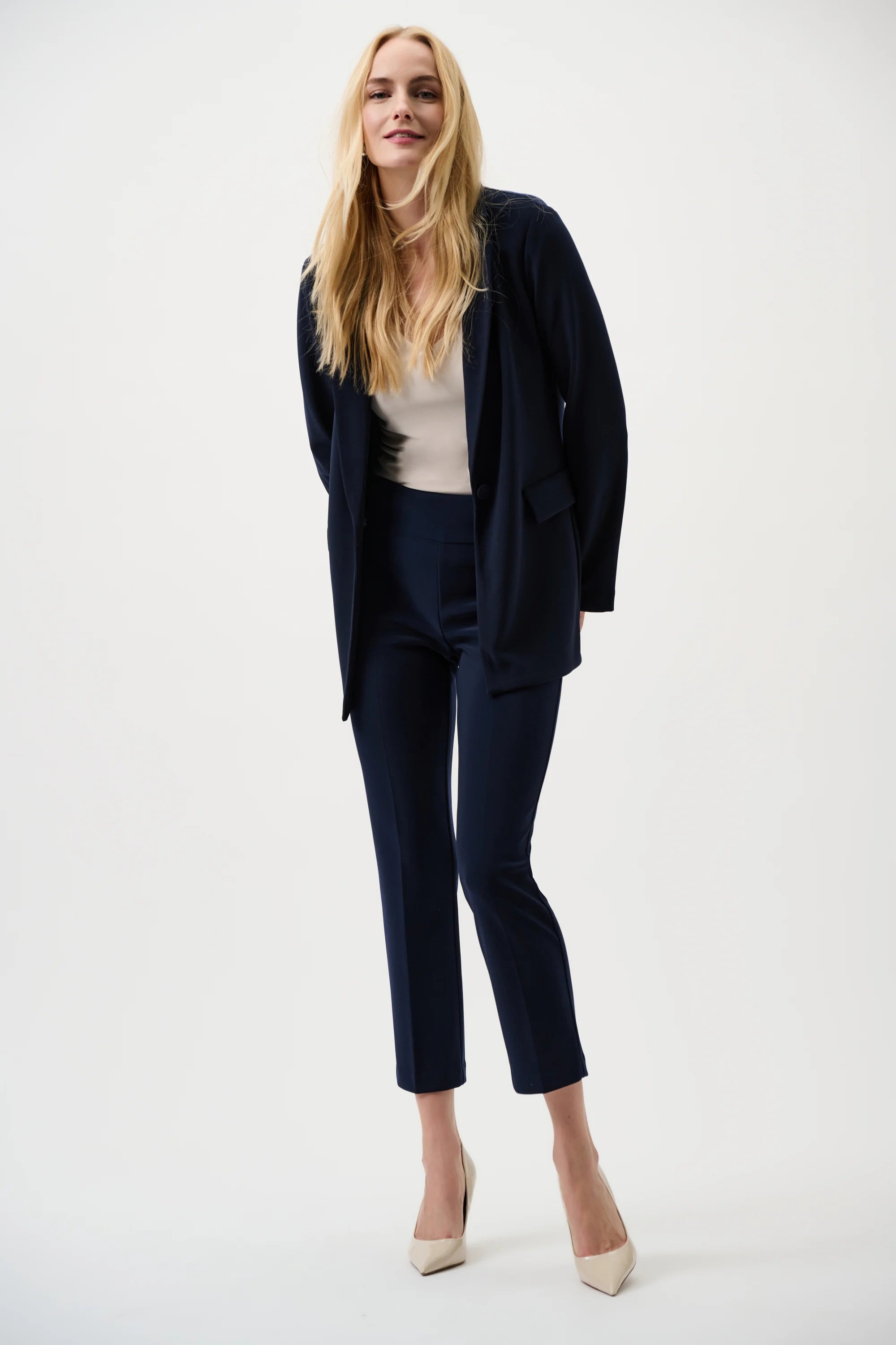 Classic Cropped Pant