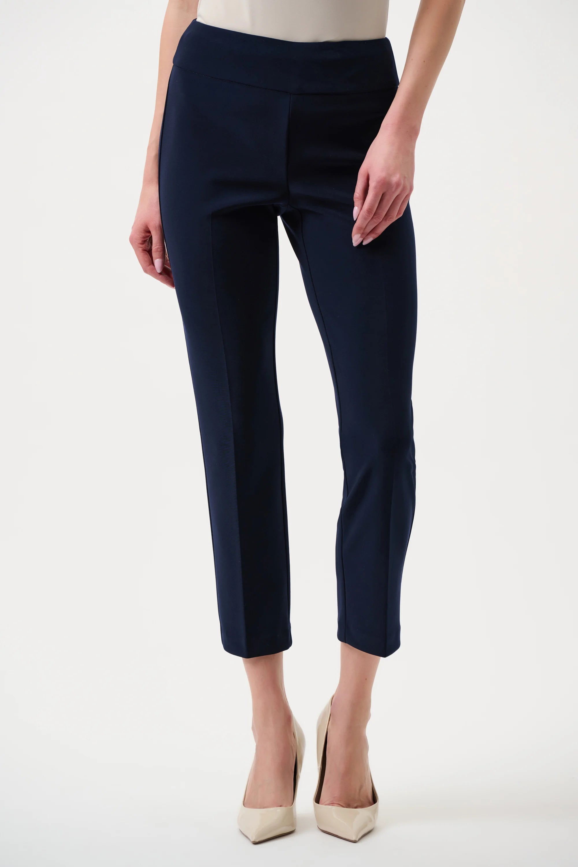 Classic Cropped Pant