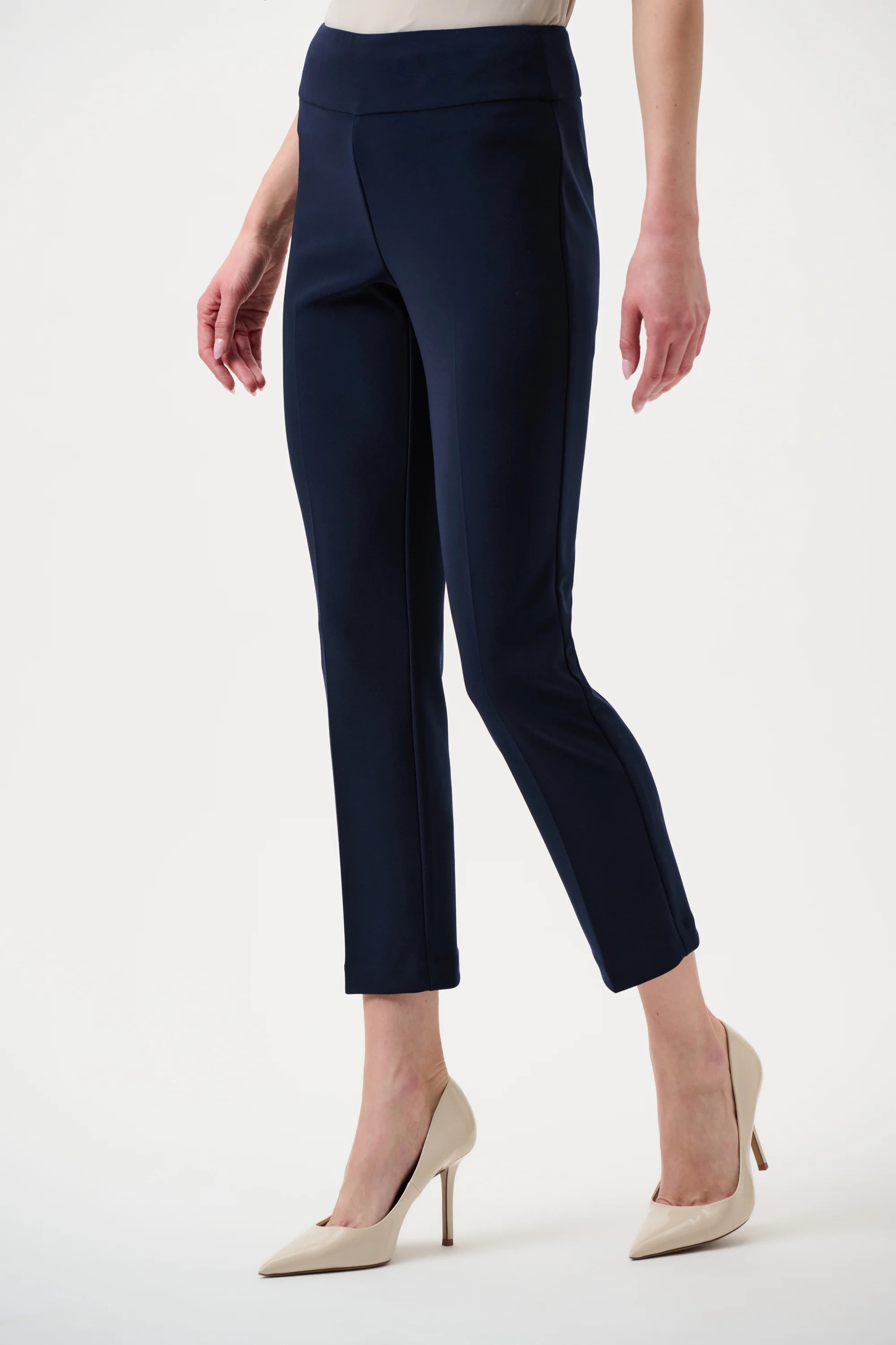Classic Cropped Pant