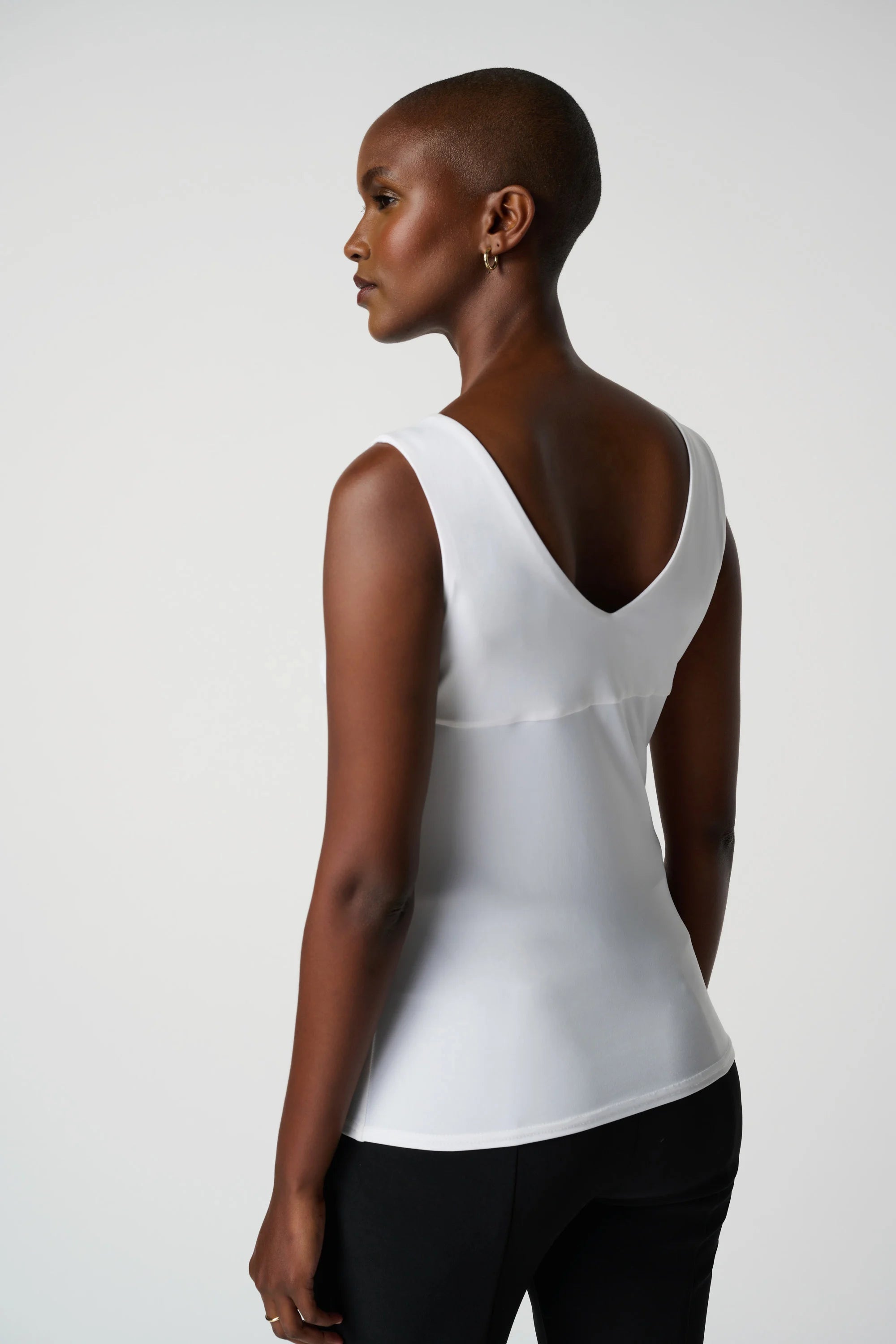 Back image of Joseph Ribkoff v-neck cami in vanilla.