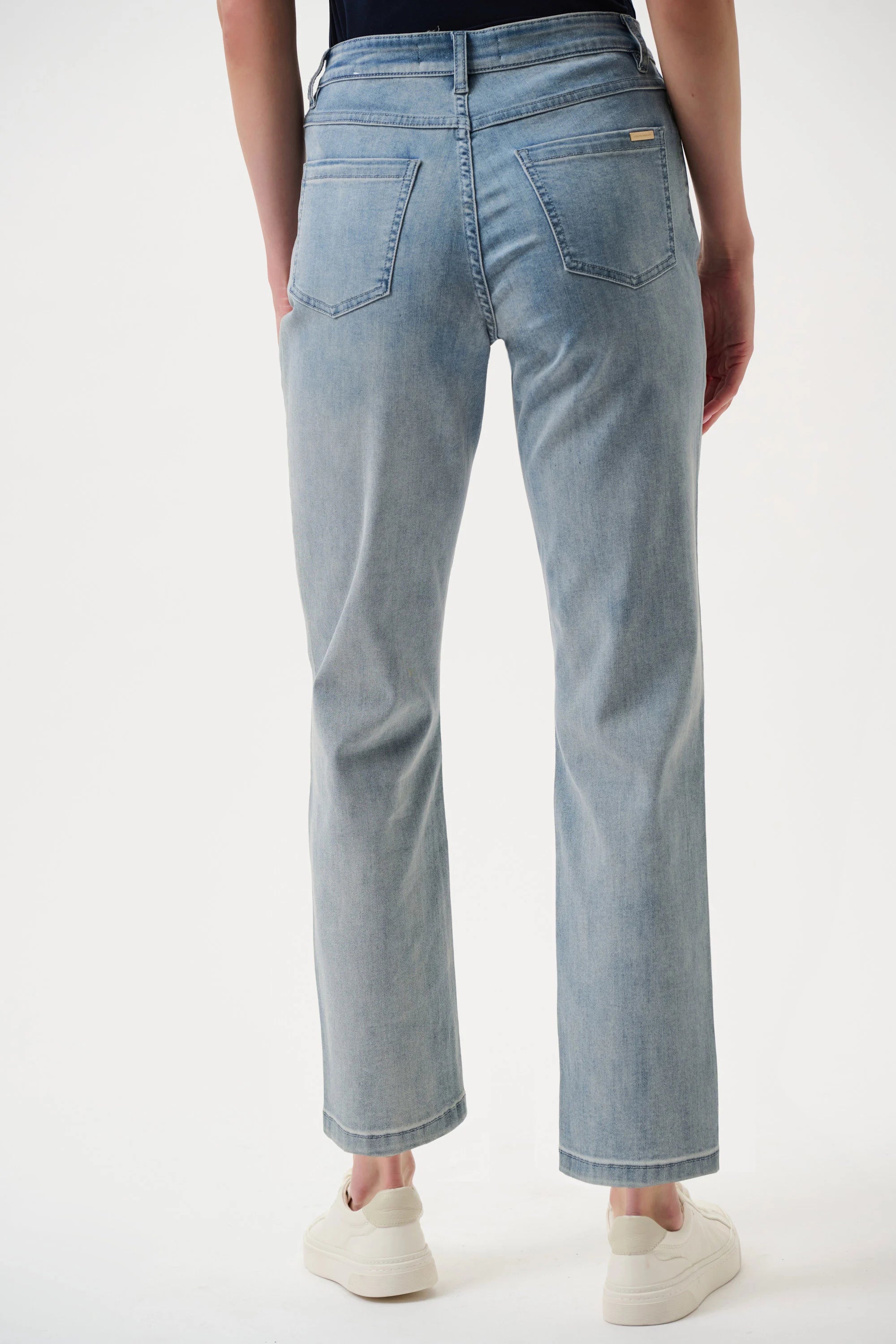 Gia Classic Slim Fit Stretch Jeans