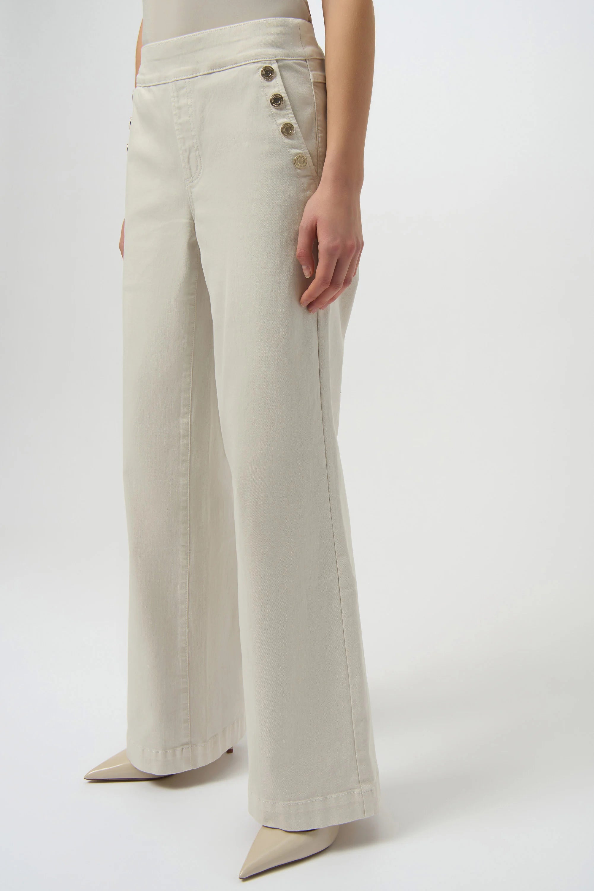 Side Image of Joseph Ribkoff Classic Wide Leg Pull-On Jeans in Birch