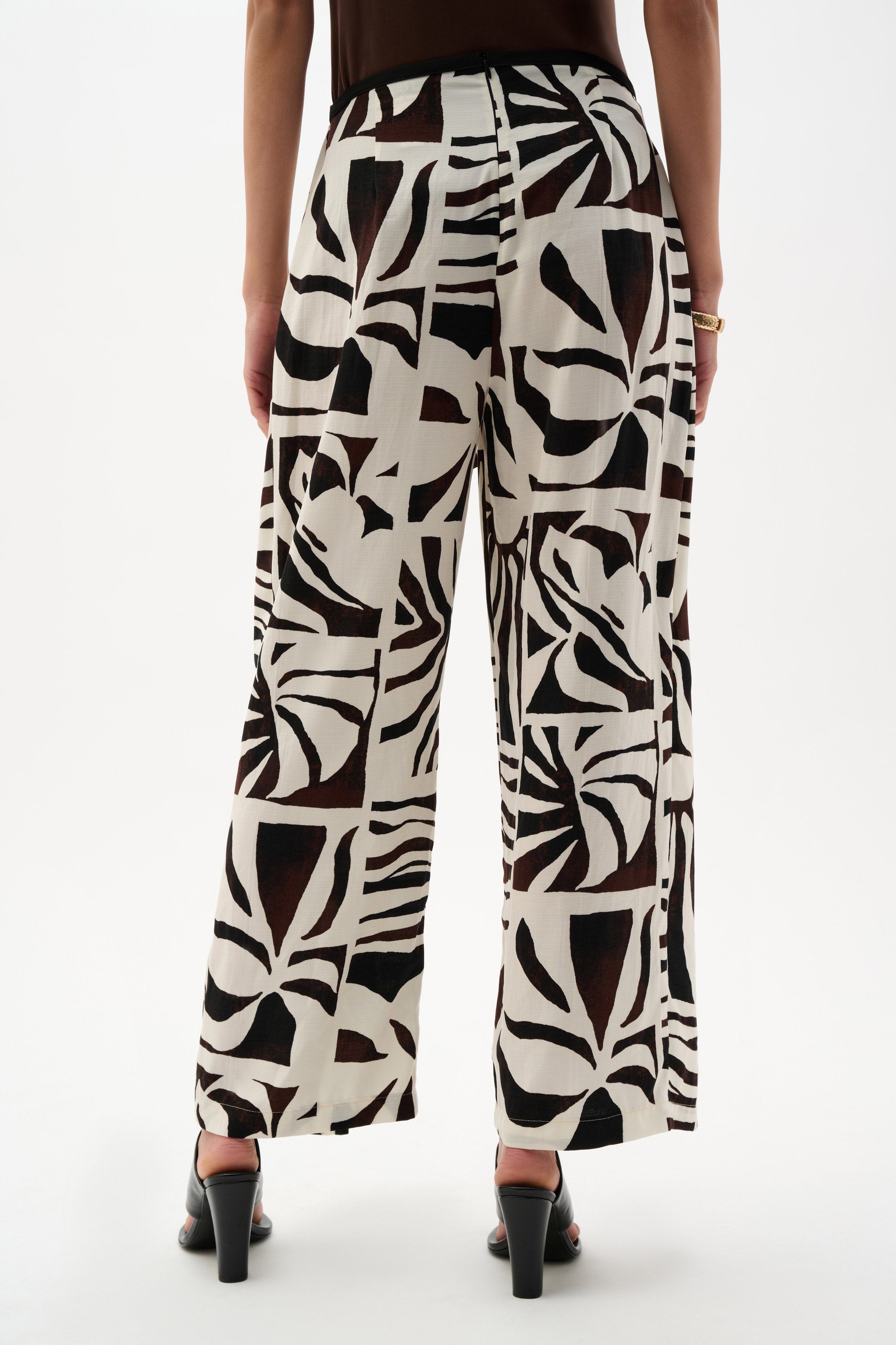 Back View Image of Joseph Ribkoff Woven Gauze Tropical Print Wide Leg Pants in Beige/Multi