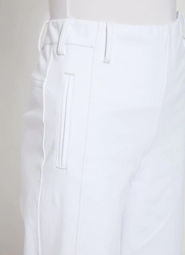 Front detail image of Lysse payton wide leg crop pants. White bottoms by Lysse. 