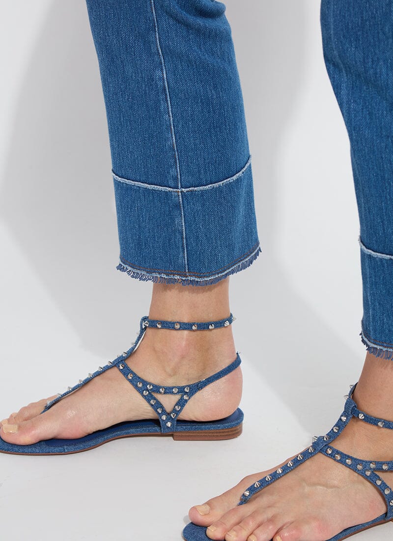 Dara Seamed Hem Crop Denim (25" Inseam)