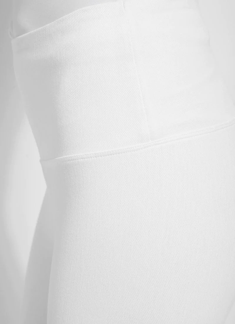 Front detail image of Lysse pull on denim capri in white. 