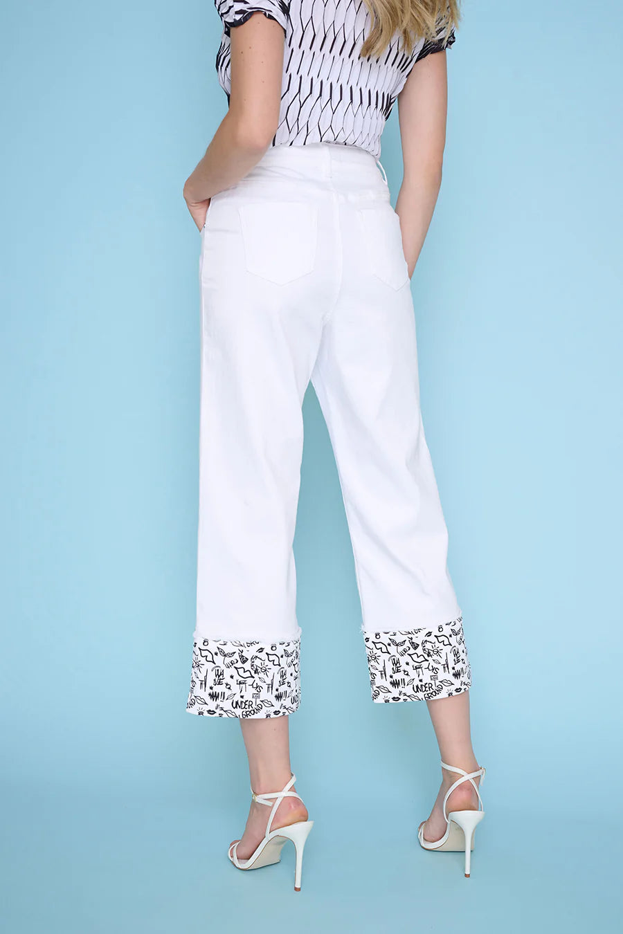 25" Cropped Cuffed Jeans