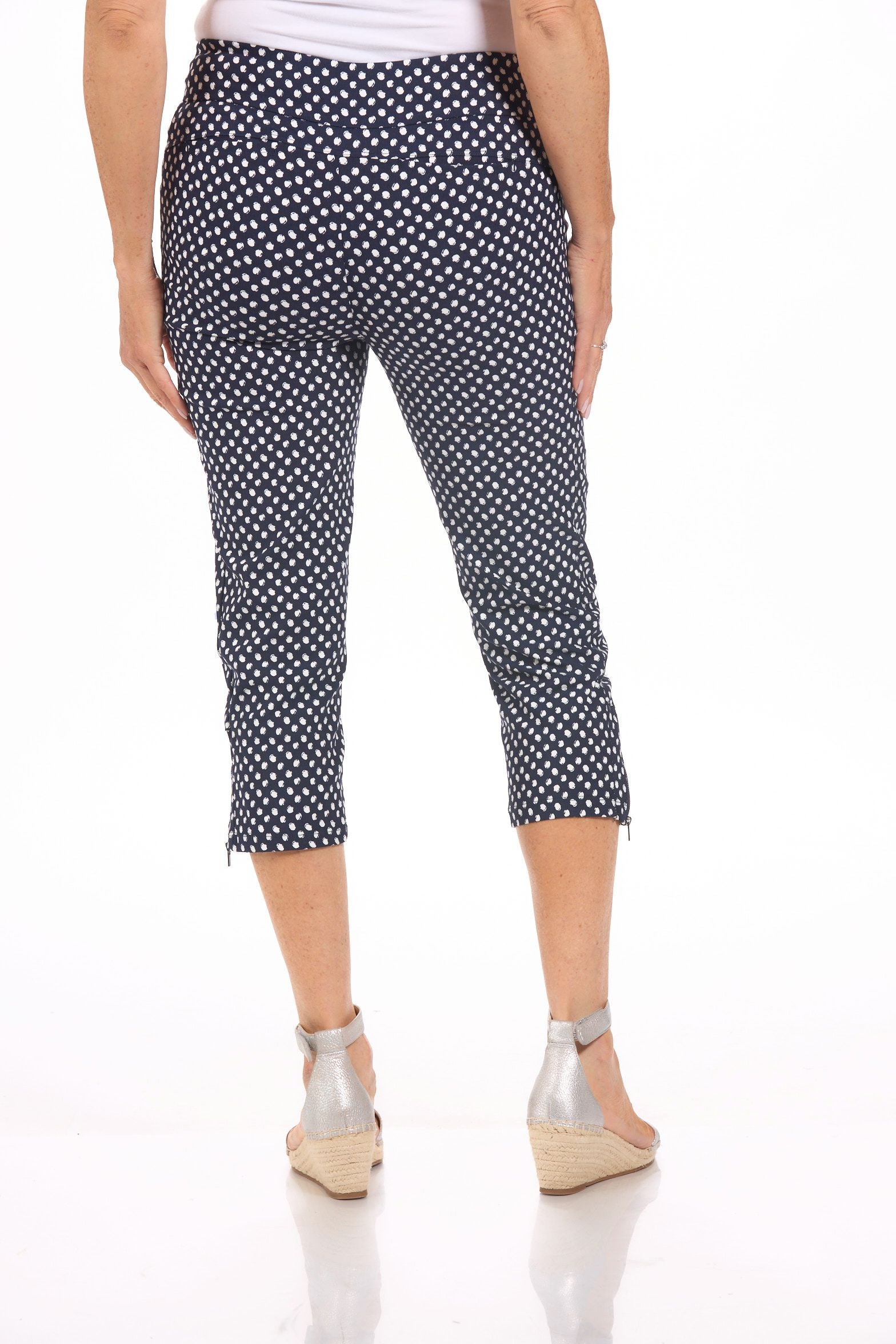 YOU Capri 22 inch with Side Zipper