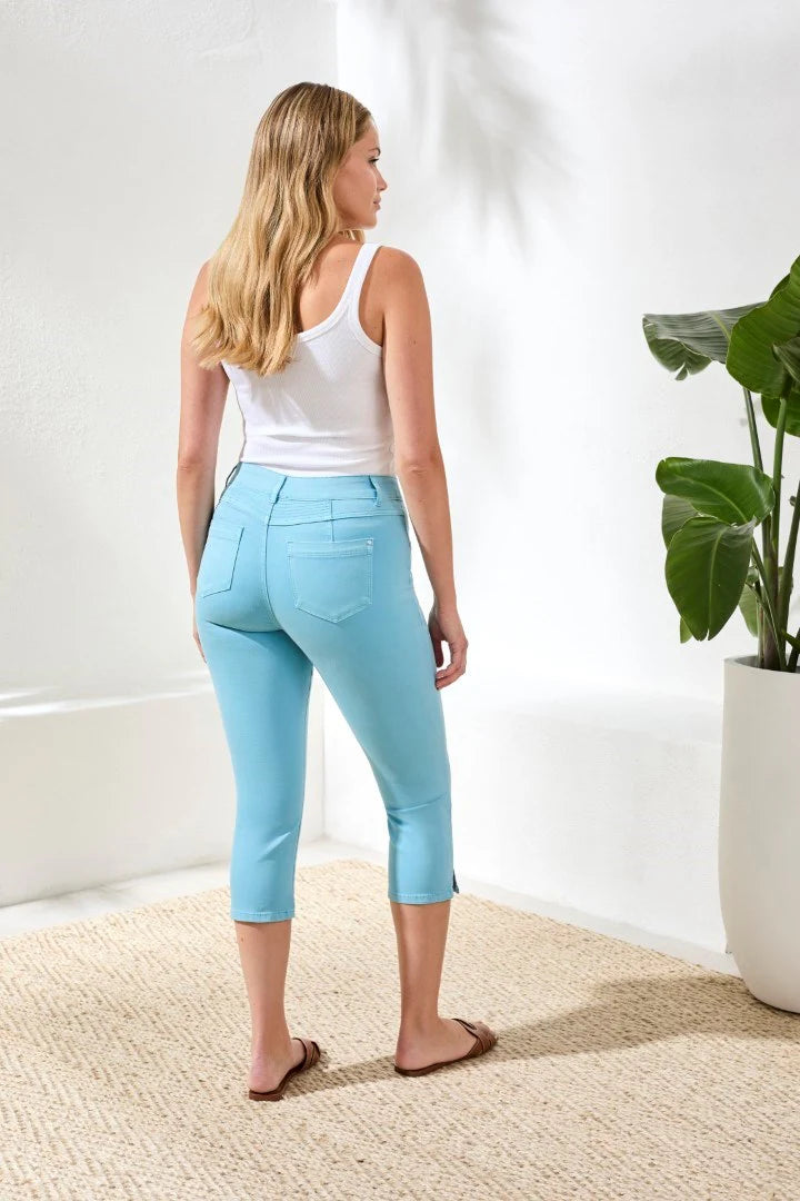 Pull On 22" Denim Capri