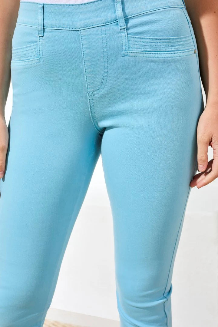 Pull On 22" Denim Capri