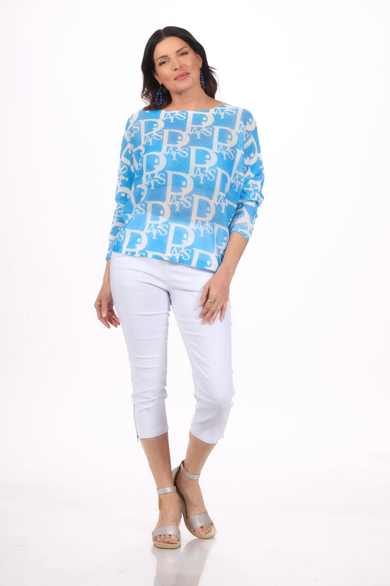 Front image of white pull on capri bottoms.