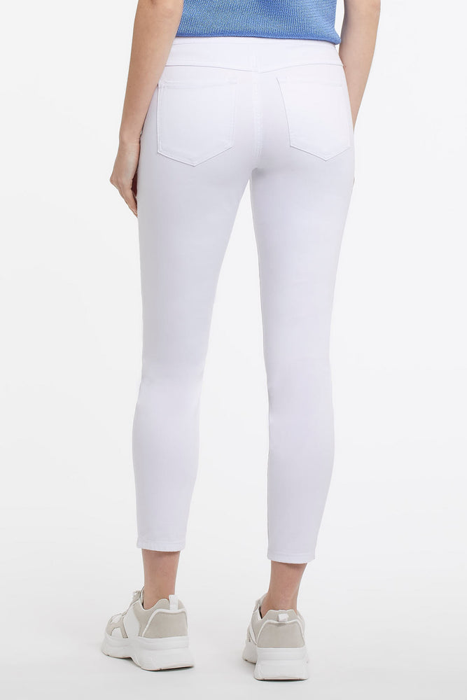 Tribal jeans white audrey pull on ankle jegging. Available in three colors. 